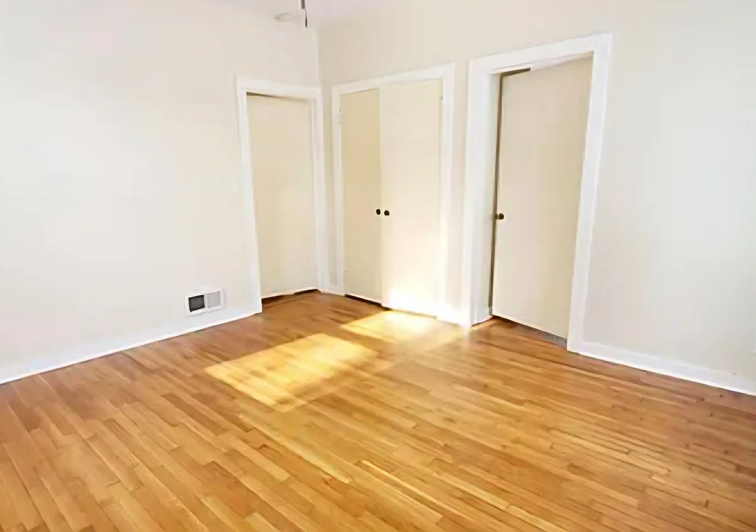 Great 2 bedroom home — Photo 3