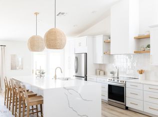 2045 W Harbour Dr, Chandler, AZ 85248
