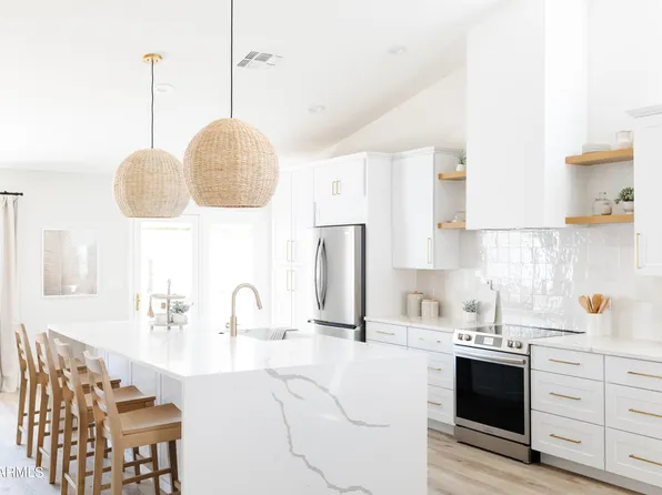 2045 W HARBOUR Drive, Chandler, AZ 85248