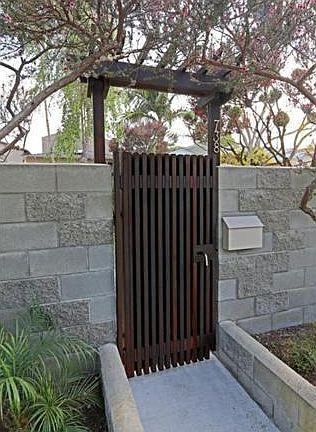 4th image of 738 Rosecrans Ave