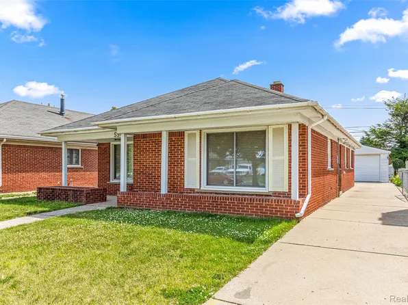 5944 Hubbell St, Dearborn Heights, MI 48127