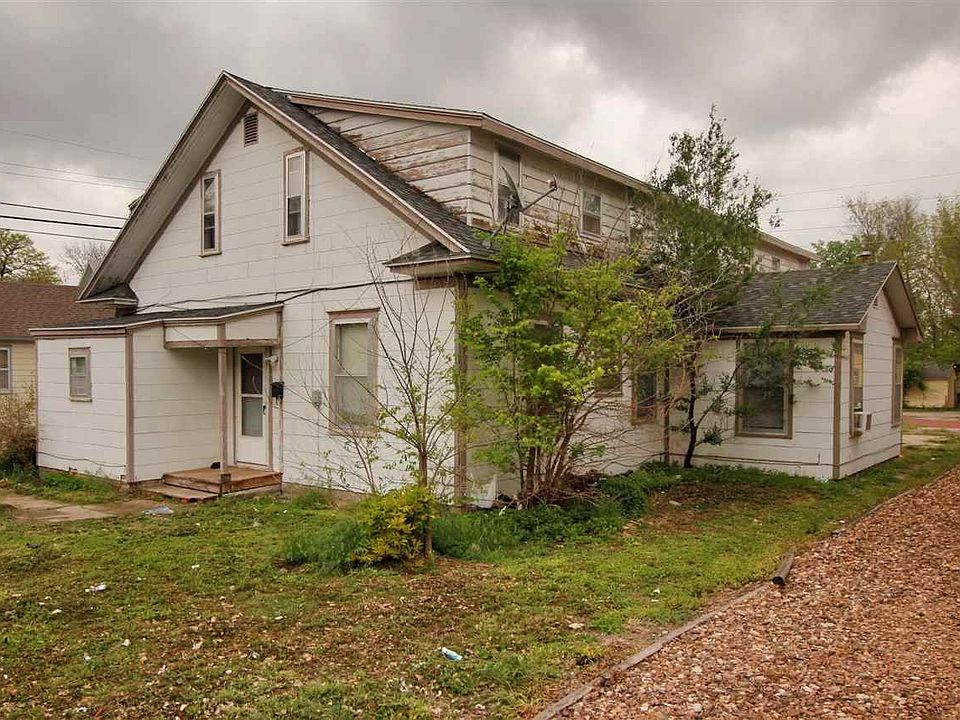 2nd image of 505 Ash St