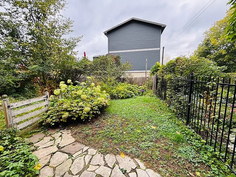 19 Desjardins Ave #1 — Photo 11