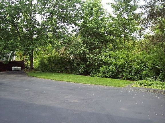5th image of 1828 Gina Dr