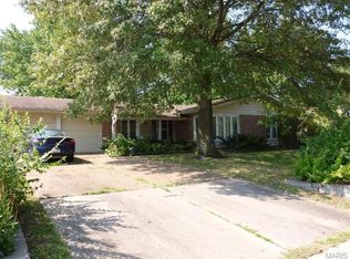 9150 Garber Rd, Saint Louis, MO 63126