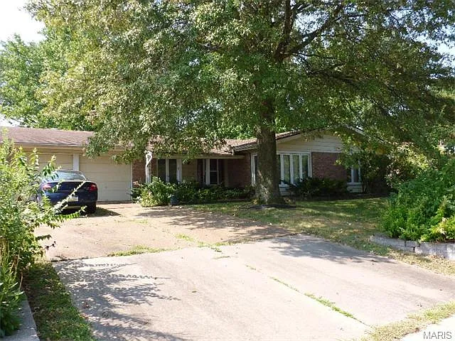 9150 Garber Rd photo 1