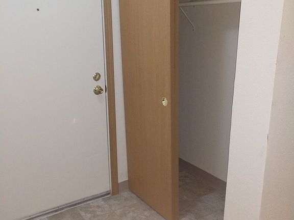 3rd image of 10211 47th Ave SW APT J