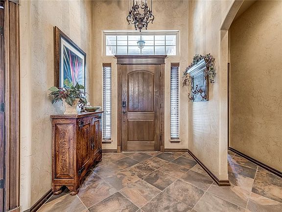 3rd image of 14617 Doulton Cir