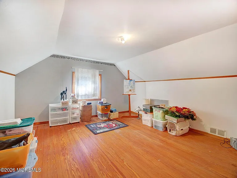 224 Chatham Ave — Photo 20
