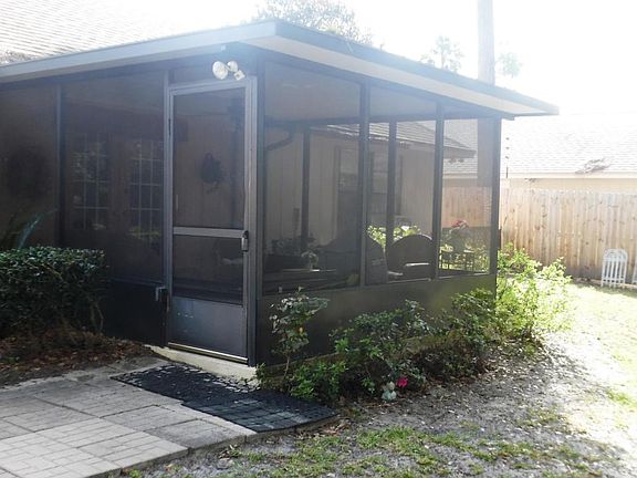 3rd image of 3853 Karissa Ann Pl E
