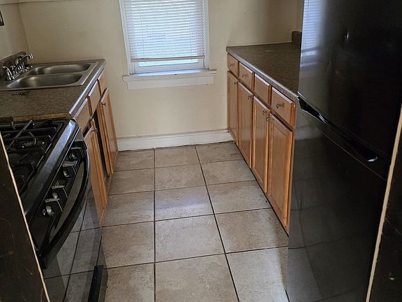 3rd image of 843 N 24th St #11562641