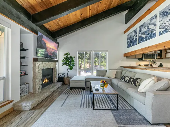 3115 N Lake Blvd #9, Tahoe City, CA 96145