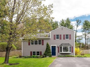 60 Melissa Dr, Yarmouth, ME 04096