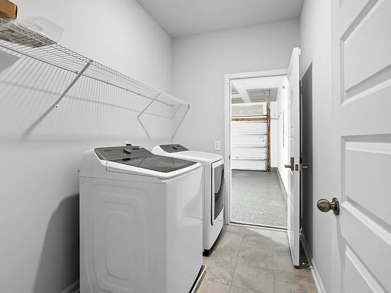 301 Firewheel Ct — Photo 18