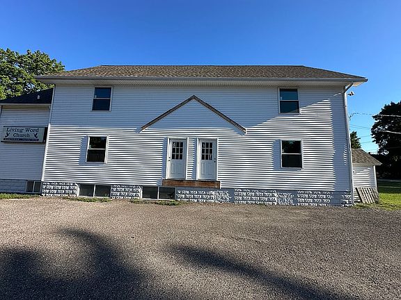 3rd image of 316 N Robert St