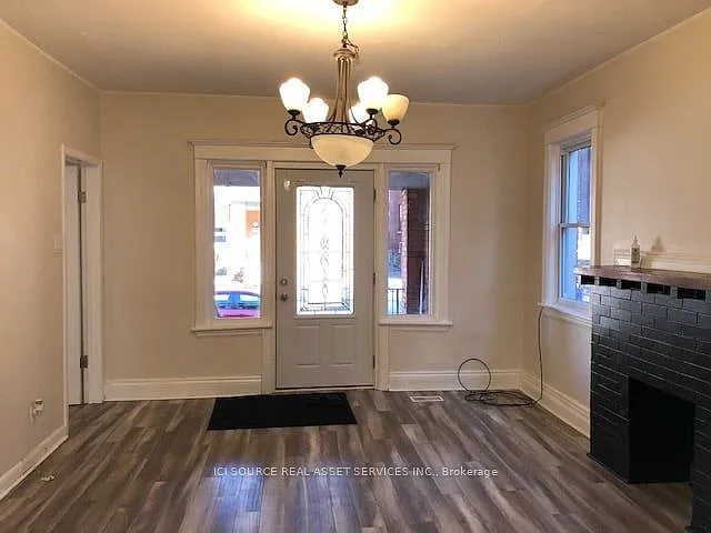 16 Eastbourne Ave #MAIN FL — Photo 6