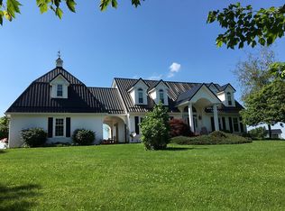 26 Rock Ln, Milton, PA 17847