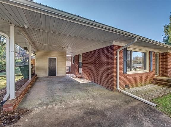5th image of 2038 Leslie Dr