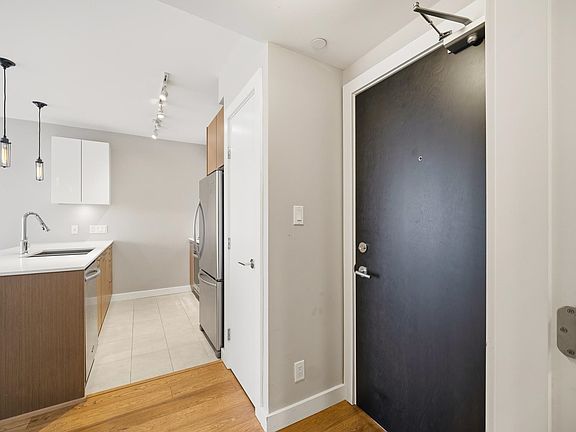 5th image of 6200 River Rd #603