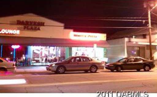 2nd image of 637 N Grandview Ave