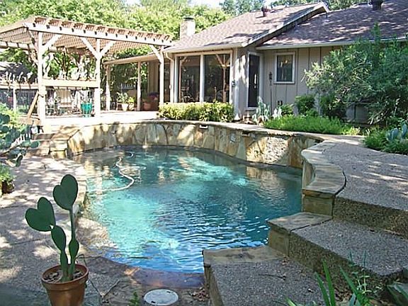 2nd image of 2821 Placid Cir