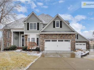 25625 W 69th Ter, Shawnee, KS 66226