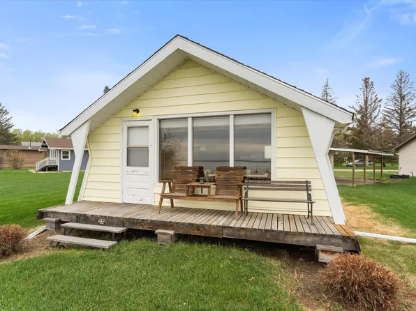 210 2nd St, Yellowstone, AB T0E 1A0