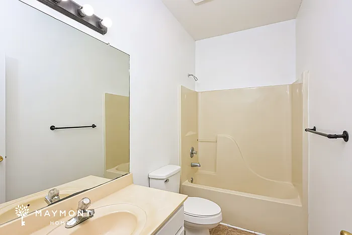 141 Parklane Pl — Photo 11