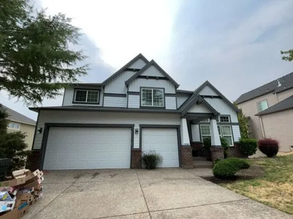 11192 SE Lenore St, Happy Valley, OR 97086