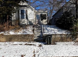 2811 S 19th St, Saint Joseph, MO 64503