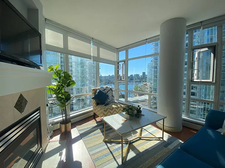 198 Aquarius Mews #1007 — Photo 11