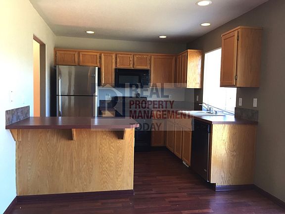 3rd image of 18708 17th Avenue Ct E