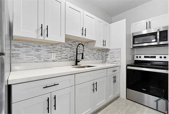 323 N Westland Ave #2 — Photo 5