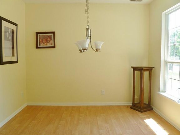 5th image of 12716 Crystal Pointe Dr