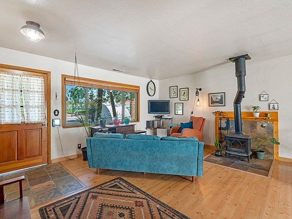 2nd image of 10989 Dorchester Dr