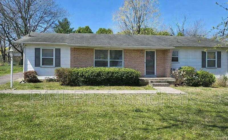 1711 Hamilton Dr