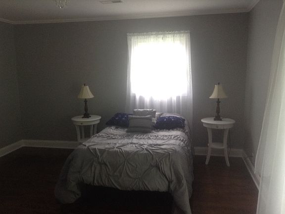 2nd image of 219 Summer Private Dr