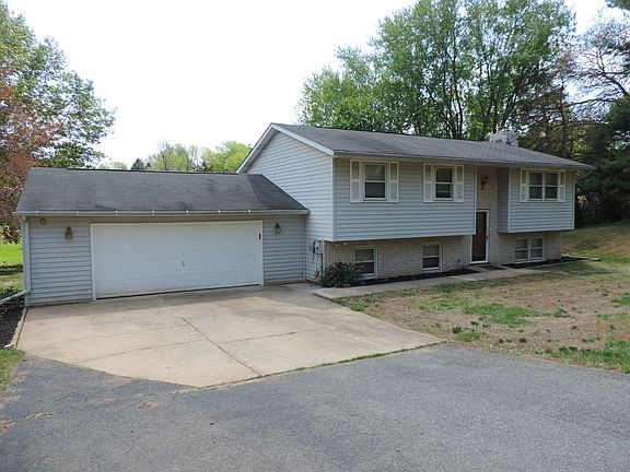 2nd image of 1604 Brentwood Dr