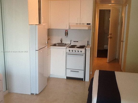 4th image of 6345 Collins Ave APT 825