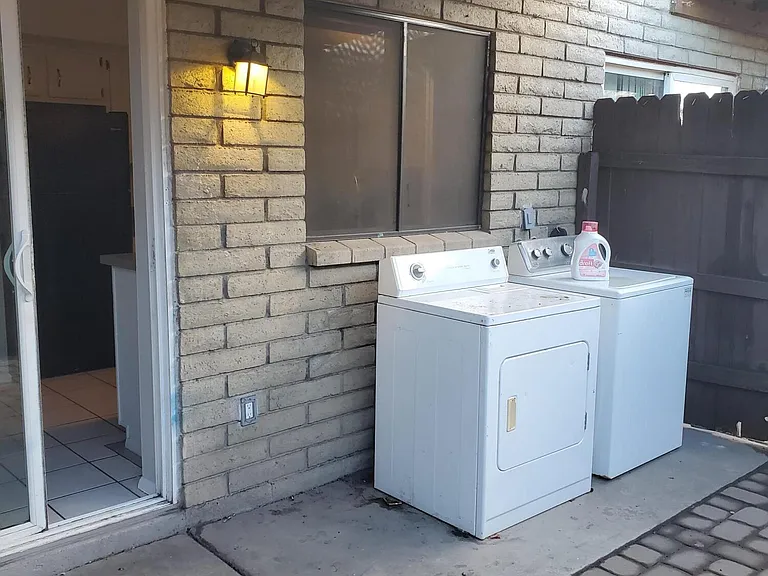 9228 N 7th Ave #10 — Photo 5