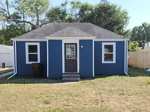 505 Sawyer Rd, Rockford, IL 61109