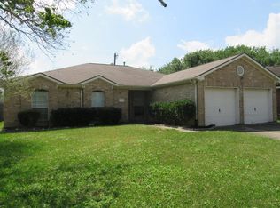 2707 Quail Run Dr, Alvin, TX 77511