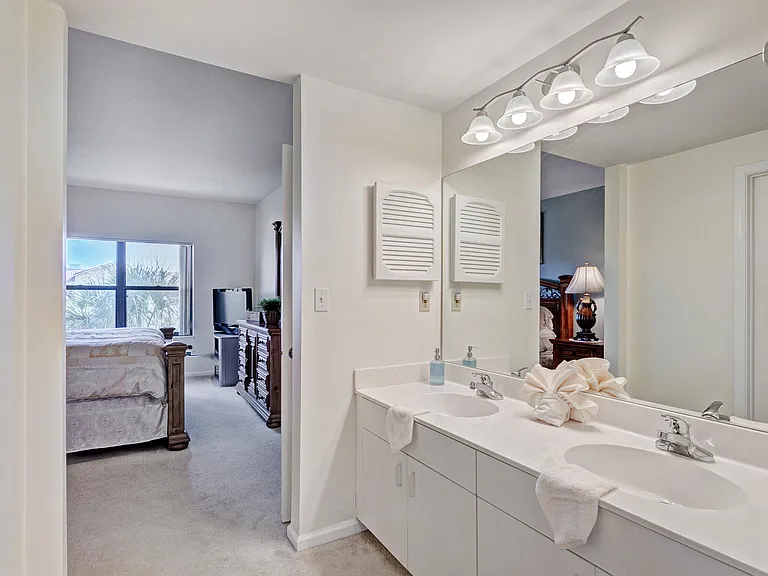 500 Uno Lago Dr #402 — Photo 21