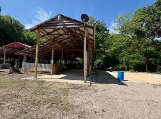 2 N Riverbend Dr, Hardy, AR 72542