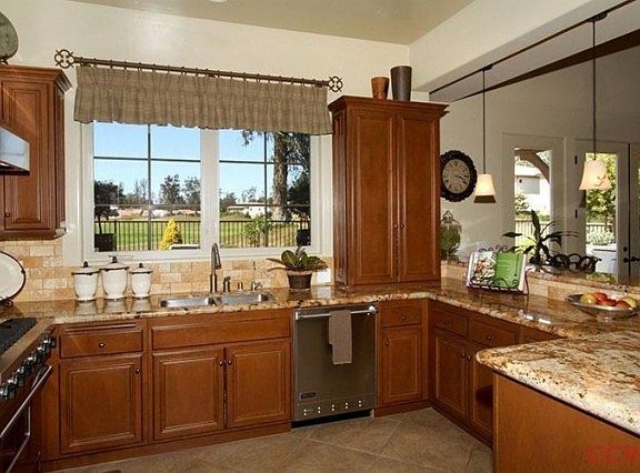 4th image of 1610 Payton Way