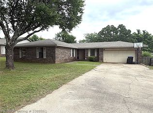1304 Kingswood St, Alma, AR 72921