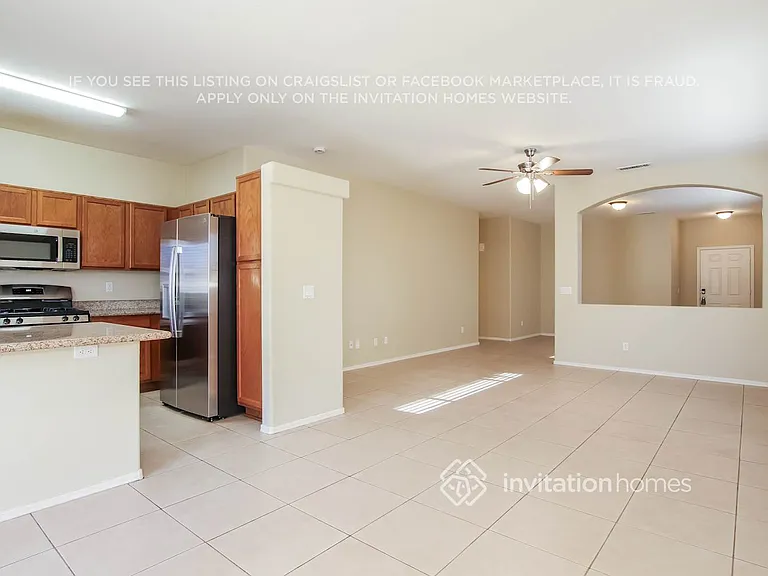11179 W Berkeley Rd — Photo 6
