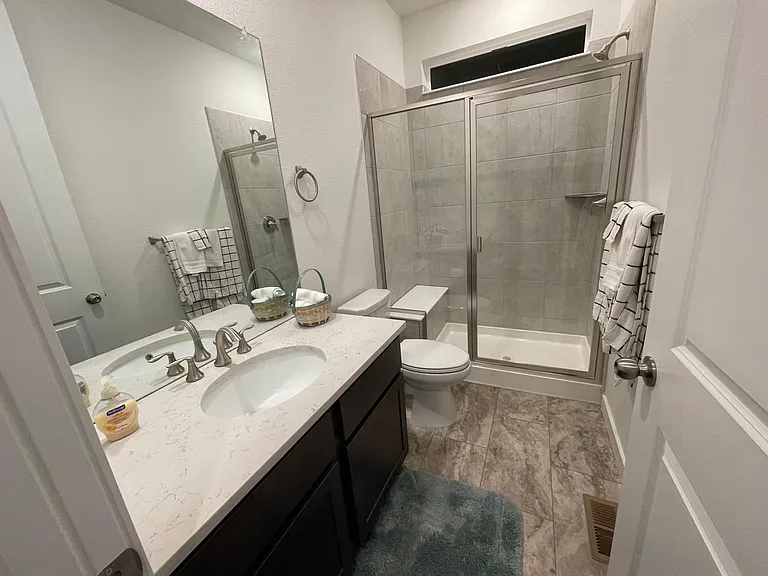 8136 Sewanee Peak St — Photo 16