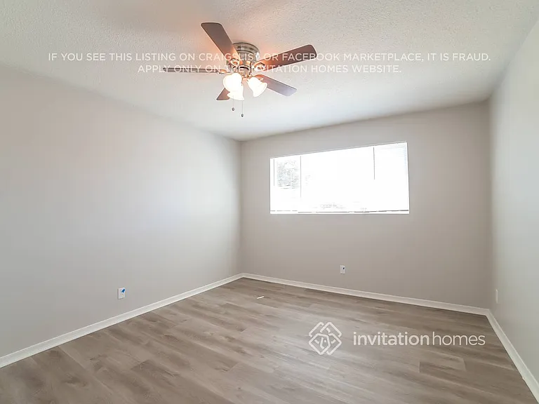 3326 W Larkspur Dr — Photo 8