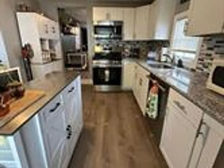 203 Mill St — Photo 5